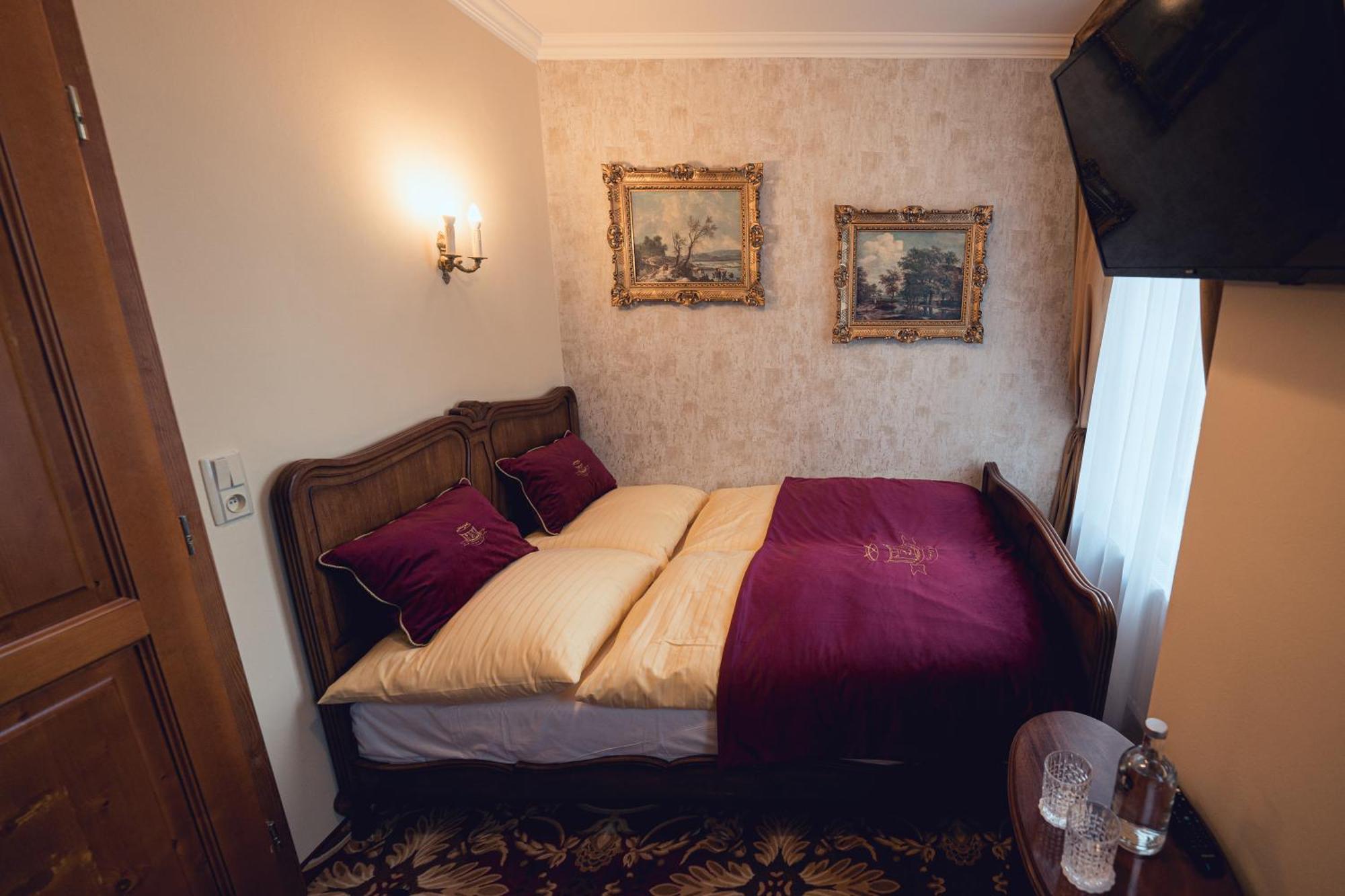 Hotel Svatojansky Dvur Prague Room photo